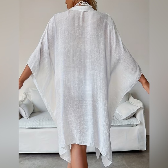 CHIC Solid White Beach Cover-Up Button Front Lightweight One Size - Picture 2 of 6